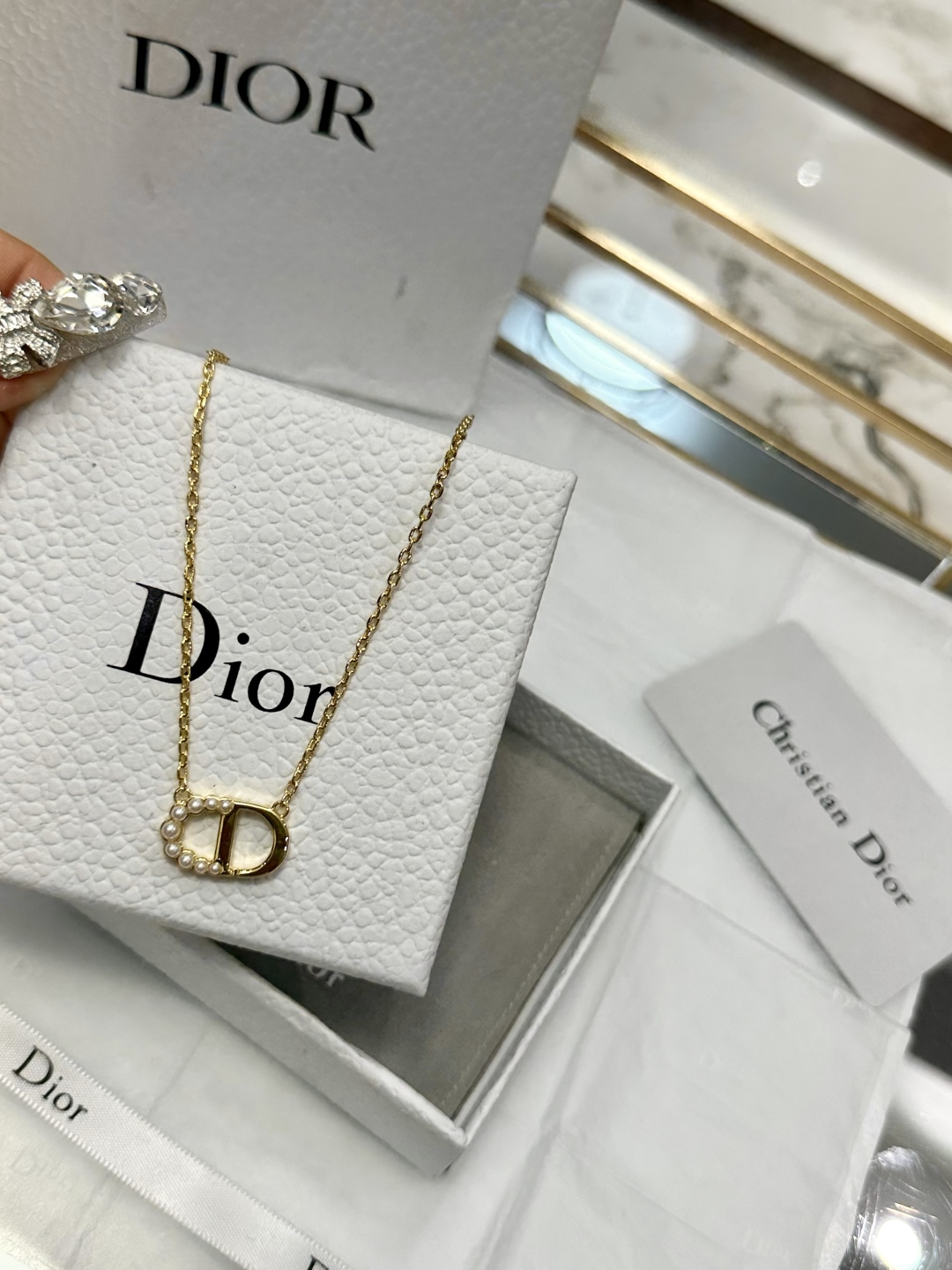 DIOR jewelry model 04